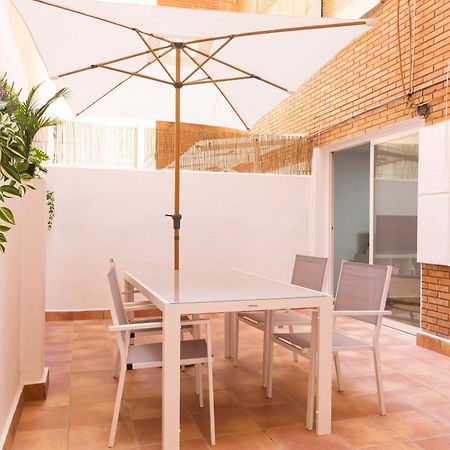 Charming Apartment Malagas Moon Esterno foto