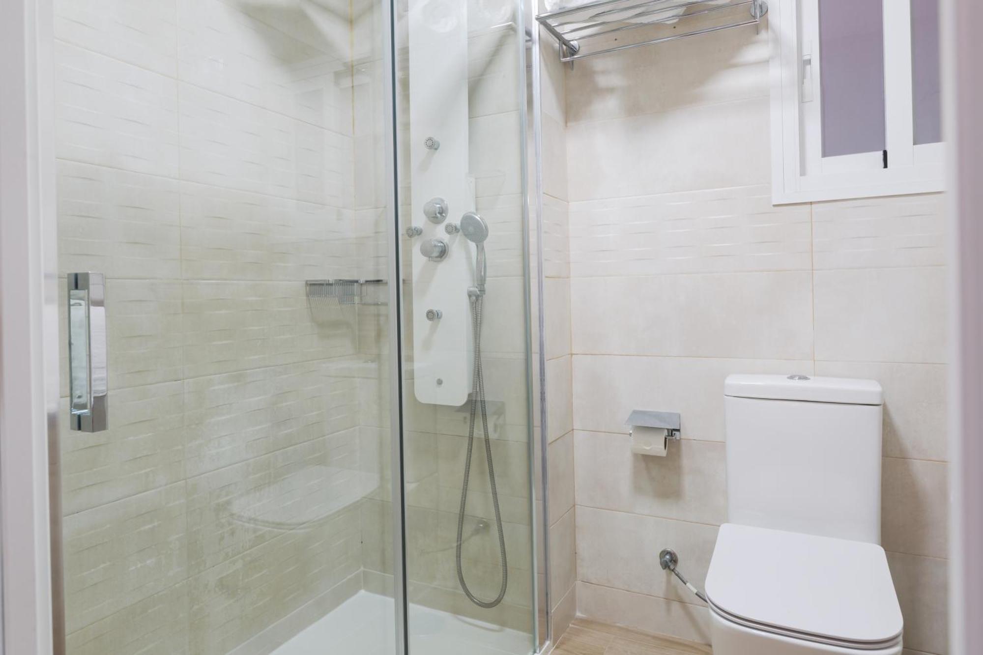 Charming Apartment Malagas Moon Esterno foto
